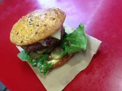 Galerie de photos ON - Mobile Burger