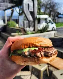 Galerie de photos KarrBara Burger Truck
